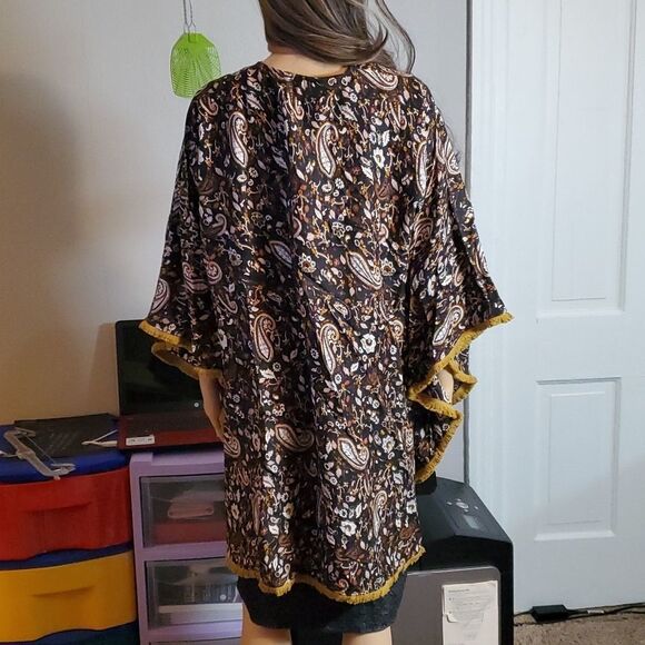 Panache Dixie Kimono Paisley Printed Black & Mustard Fringe on Edges OSFA - Picture 5 of 10